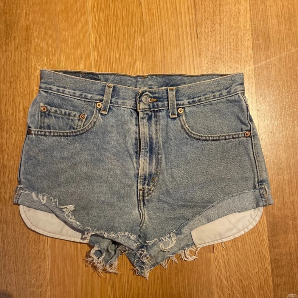 Levi’s shorts